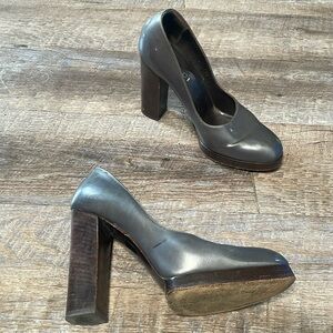 Gucci vintage leather heels